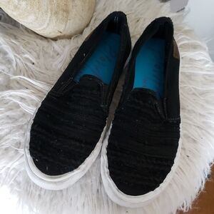 Blowfish Black Slip-On Sneakers with Blue Insole
